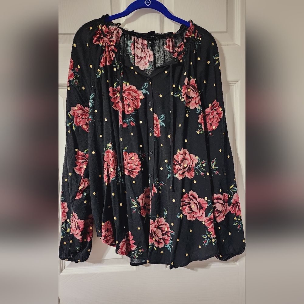 Torrid Floral and Gold Blouse